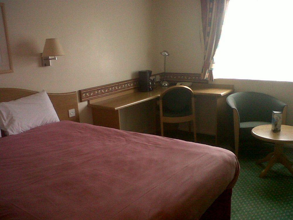 Days Inn Michaelwood M5 Falfield Eksteriør billede