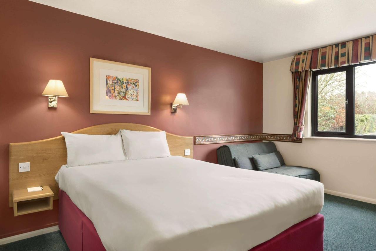 Days Inn Michaelwood M5 Falfield Eksteriør billede