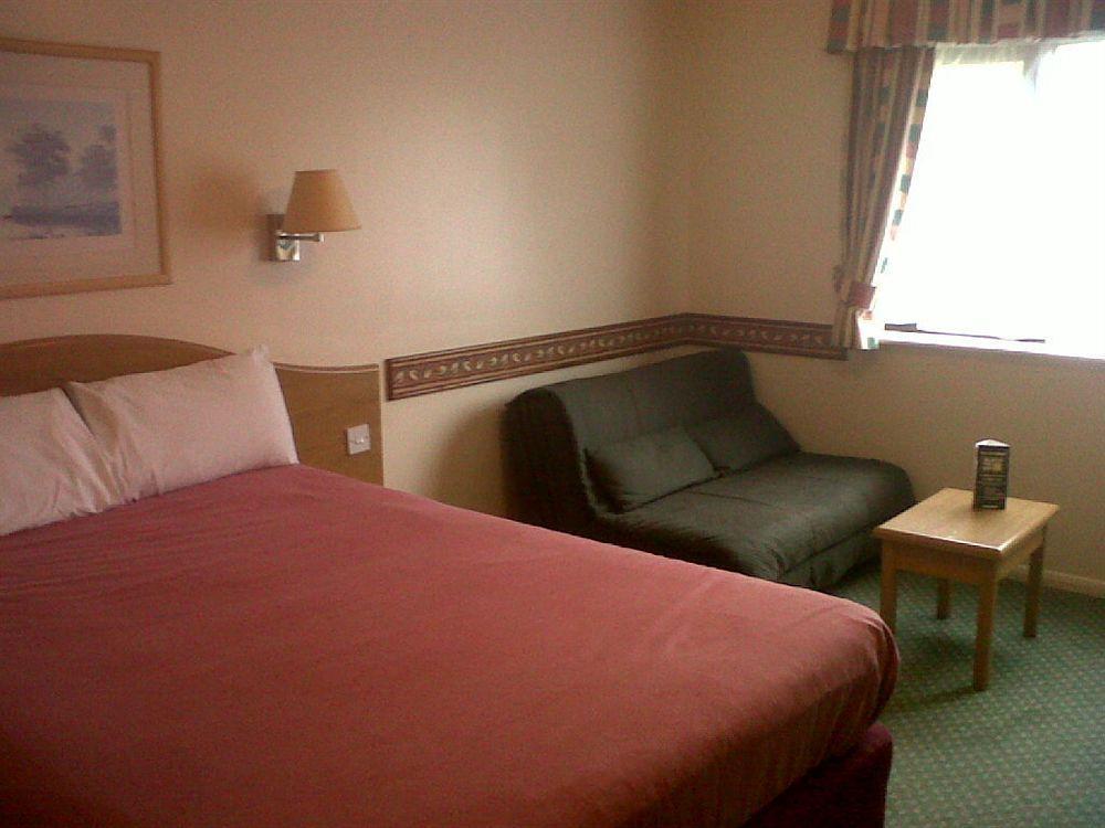 Days Inn Michaelwood M5 Falfield Eksteriør billede