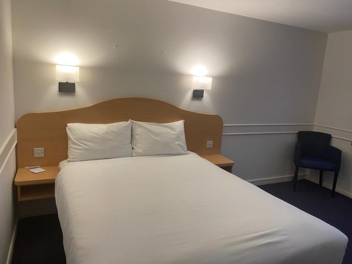 Days Inn Michaelwood M5 Falfield Eksteriør billede