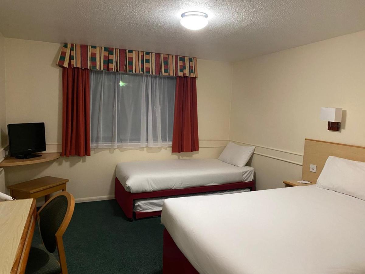 Days Inn Michaelwood M5 Falfield Eksteriør billede